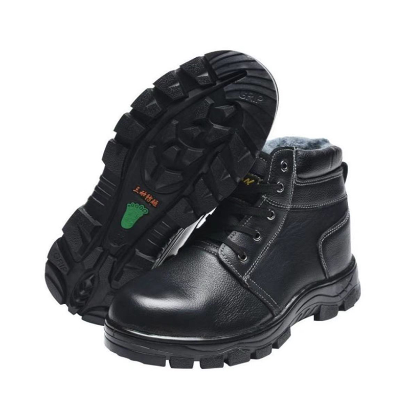 Sepatu Safety Hangat Berlapis Bulu